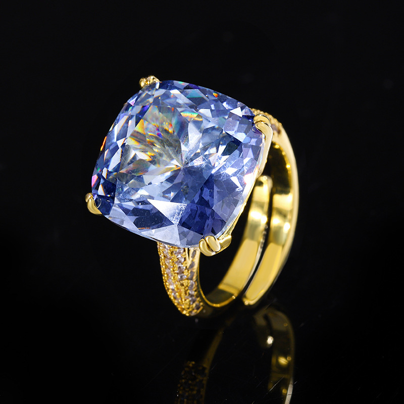 2024 Zhuangshengsheng Jewelry Fondo de cobre chapado en oro simulación de moda retro corindón gordo anillo cuadrado femenino al por mayor 16*16