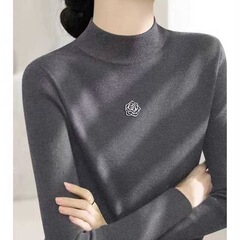 灰色温柔毛针织衫秋季2025年新款女装花朵装饰正肩打底半高领上衣