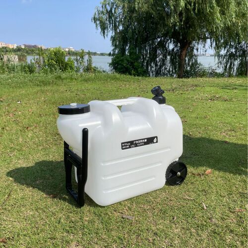 Manufacturer Direct Supply Camp Outdoor Water Faucet PE Water Barrel Portable Telescopic Rod Large Water Storage Car Mounted Drinking Water Storage Tank
