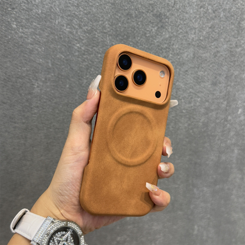 Suitable for Apple 17 Phone Case, Sheepskin Texture, Semi-Covered Magnetic Retro Leather iPhone 16 Hard Protective Case 12