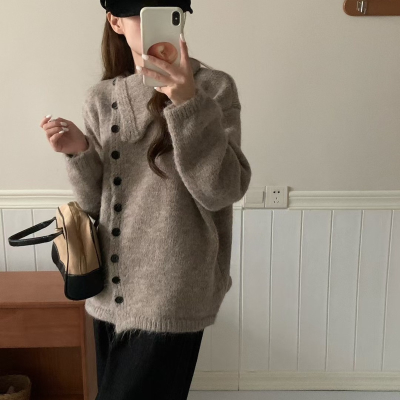 慵懒松弛感斜襟纽扣翻领毛衣女秋冬韩版设计感宽松软糯针织衫上衣|undefined