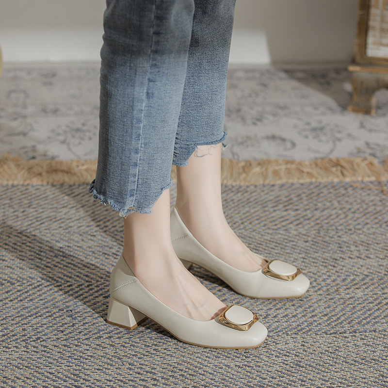 Super Soft Single Shoes with Thick Heels, New Summer Fairy-Style Pumps, Shallow Mouth Versatile Mid-Heel Mom Shoes, Large Size Women's Work Shoes Super Soft Single Shoes with Thick Heels, New Summer Fairy-Style Pumps, Shallow Mouth Versatile Mid-Heel Mom Shoes, Large Size Women's Work Shoes