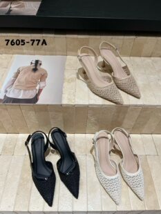 ��ʽ�\�ں�լ�����ЬŮ2026���¿���^��Ь�����L��ȹ������ŮЬ