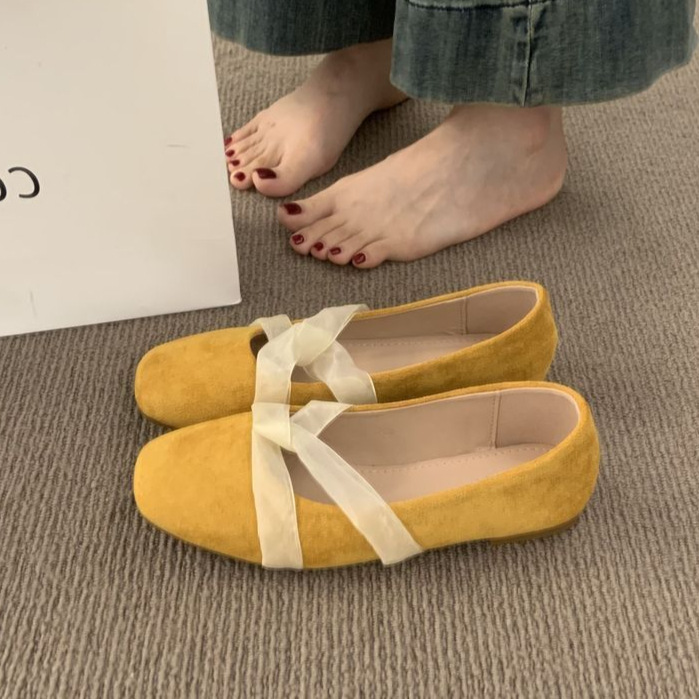 French-Style Flat Gentle Evening Shoes with Lace Cross Straps, Shallow Square Toe, Versatile Suede Commuting Ballet Flats for Women