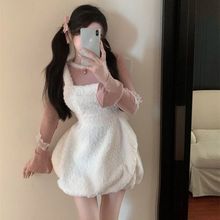 冬季甜美少女感收腰毛绒蓬蓬背带连衣裙+设计感长袖打底衫套装女