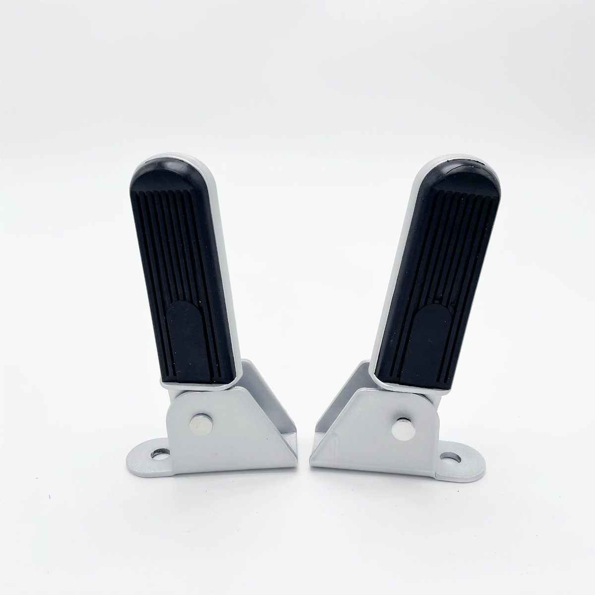 Suitable for Yadi Electric Vehicle Pedals Ouyi N1 Shangteng Dumbo Cool K Le Yuan Rear Footrest Pedal Rear Seat Pedal