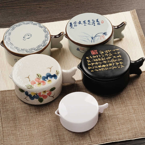 Multifunctional ceramic inkstone with cover, ink pool, pen holder, pen holder, ink cartridge, calligraphy practice, brush calligraphy, ink dish, four treasures of the study