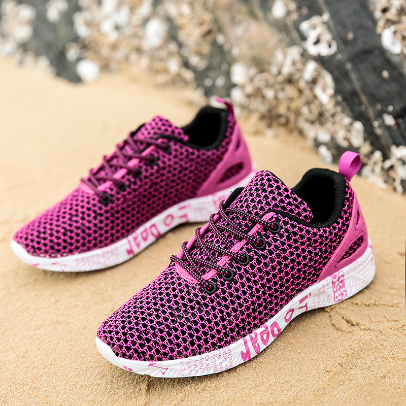 2023 primavera y verano transfronterizos nuevos zapatos de deporte casuales de tamaño grande hueco transpirable pareja zapatos de playa suaves antideslizantes