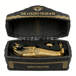 �羳The Golden Pharaoh Anubis Sarcophagus��Ŭ��˹ʯ�ה[��