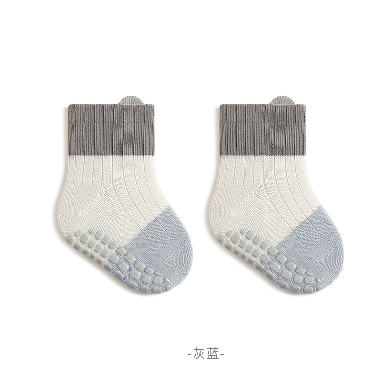 Calcetines de piso para bebés primavera y otoño sin hueso interior antideslizante frío para niños y niñas, educación temprana para bebés calcetines de pegamento de fondo completo para niños pequeños