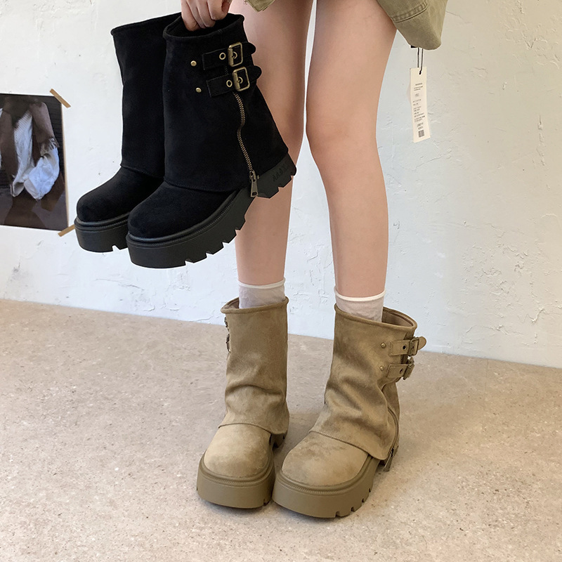 2026 new style thick-soled boots for women, featuring a stacked pant design, short shaft, belt buckle, and height-enhancing features, perfect for petite women, autumn boots 2026 new style thick-soled boots for women, featuring a stacked pant design, short shaft, belt buckle, and height-enhancing features, perfect for petite women, autumn boots