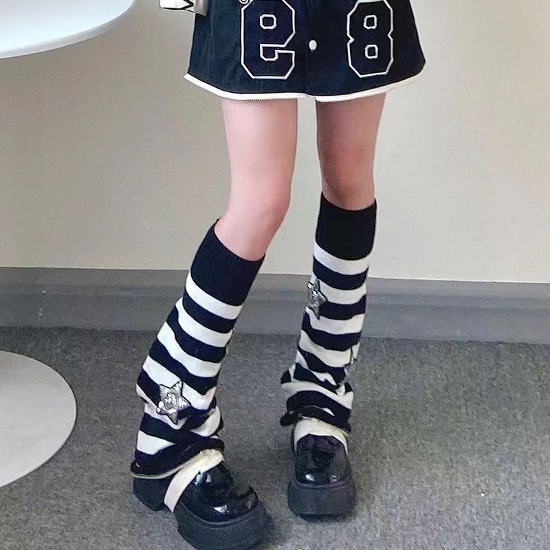 Cultura asiática chica caliente pierna cubierta y2g estrella casera hueso grande elemento pierna delgada JK punto pila pierna ancha Calcetines