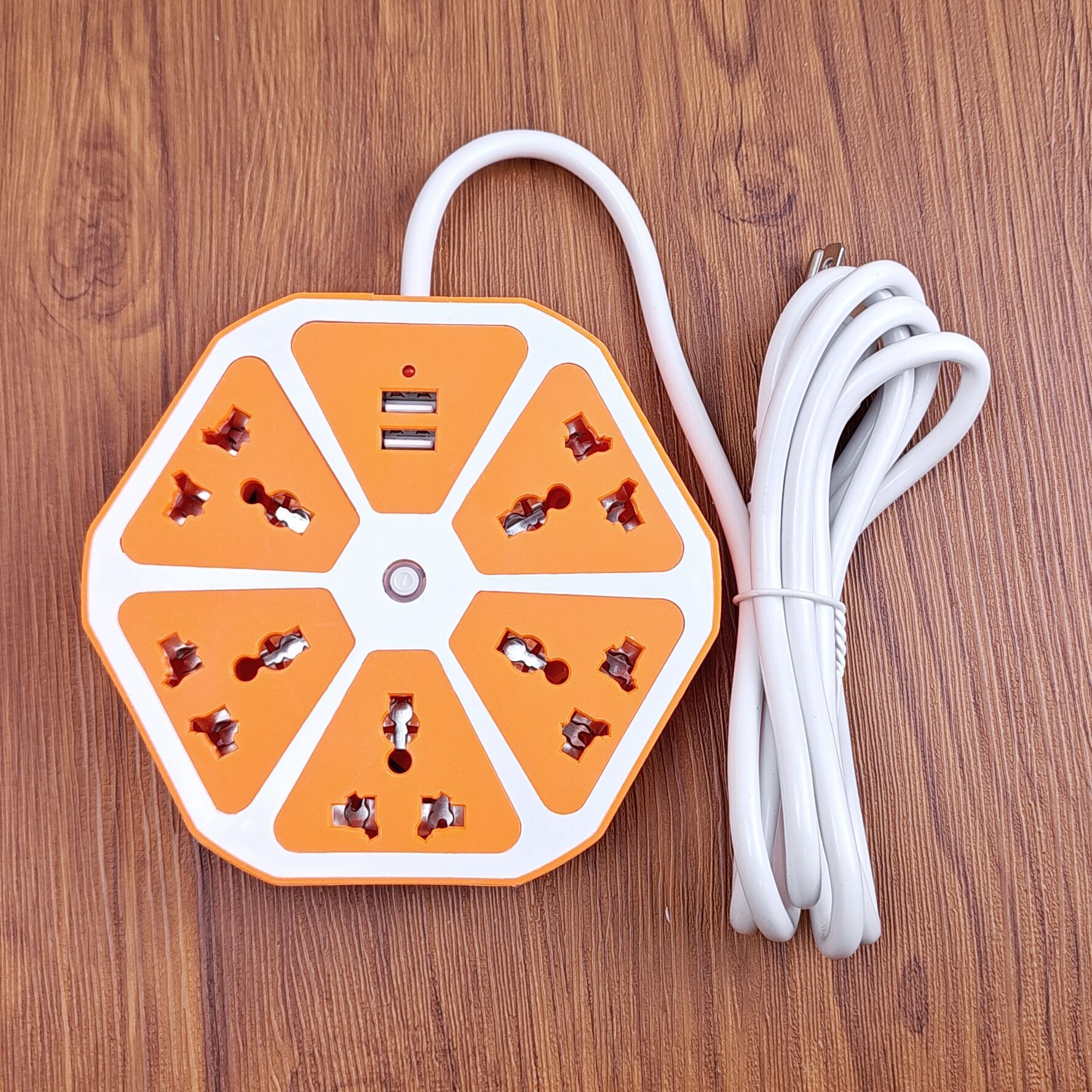 Creativa flor de ciruela USB caja de cartón de agujero universal con enchufe de cable fruta hexagonal redondo enchufe de fila africana al por mayor placa de enchufe