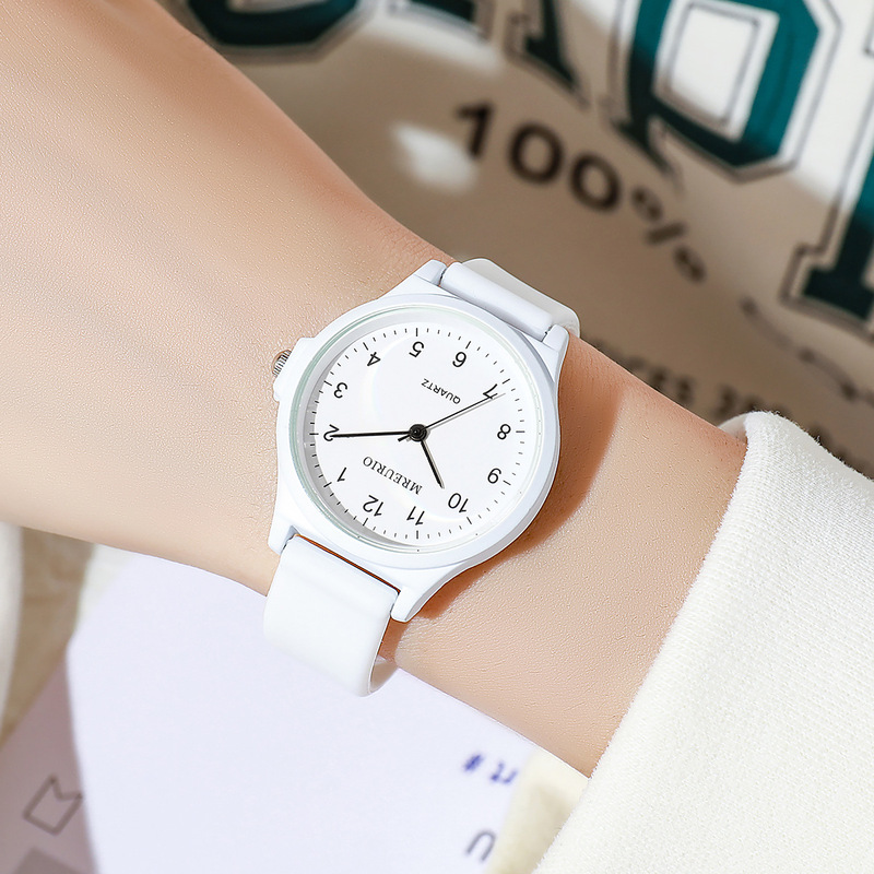 New simple and versatile exam watch for female high school students, analog watch with a fresh and cute style, silicone strap, colorful New simple and versatile exam watch for female high school students, analog watch with a fresh and cute style, silicone strap, colorful