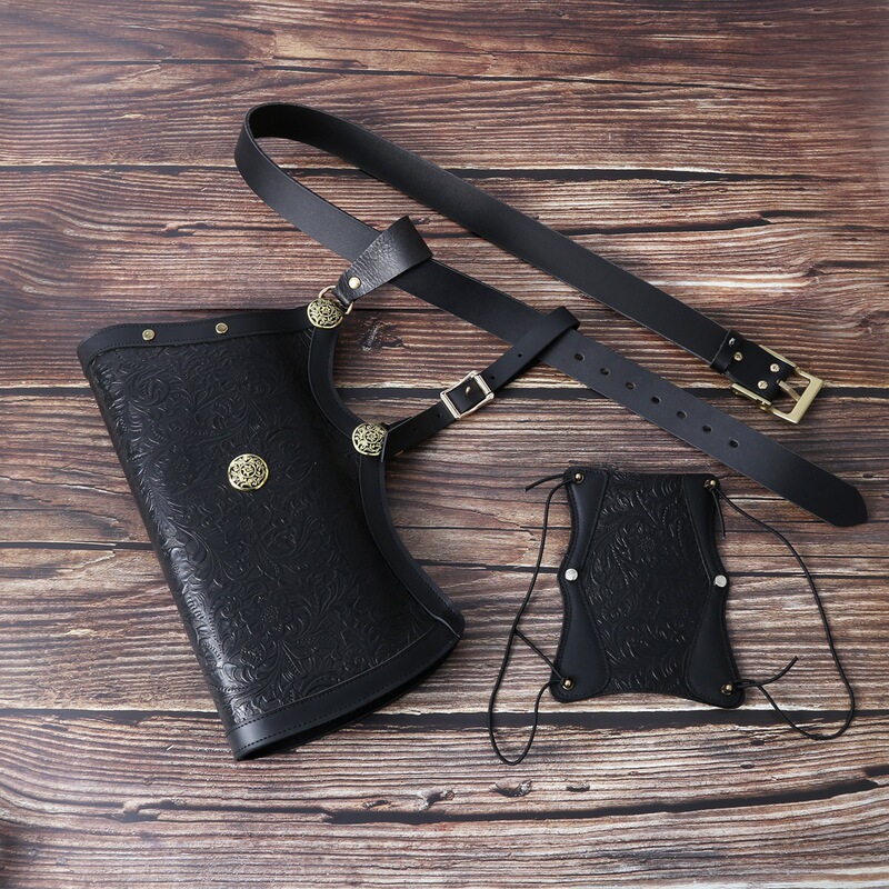 Vintage Carved Embossed Leather Archery Quiver with Felt Lining for Traditional Bow Hunting Accessories Wholesale Vintage Carved Embossed Leather Archery Quiver with Felt Lining for Traditional Bow Hunting Accessories Wholesale