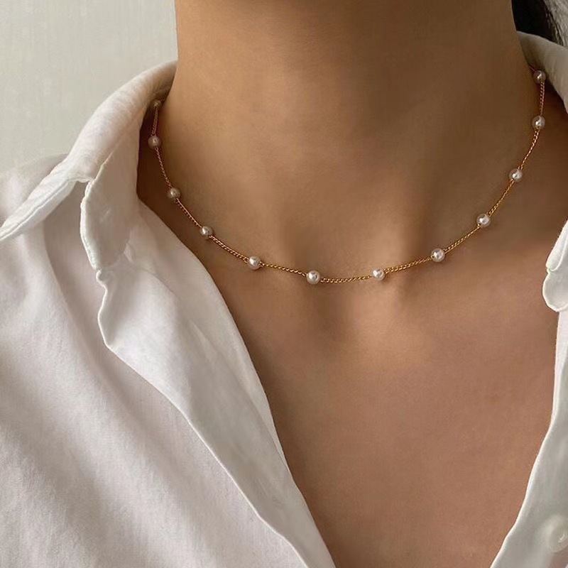 Stylish Pearl Necklace