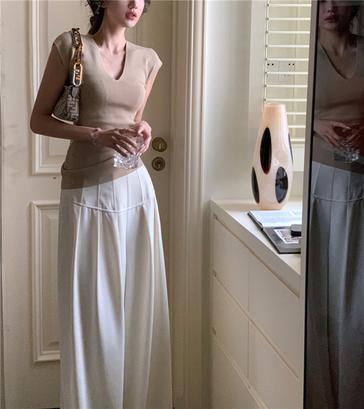 7065 Summer New Arrival French Style Retro Off-white V-neck Flying Sleeve Slim-fit Slimming Cool Breathable Short-sleeved T-shirt for Women