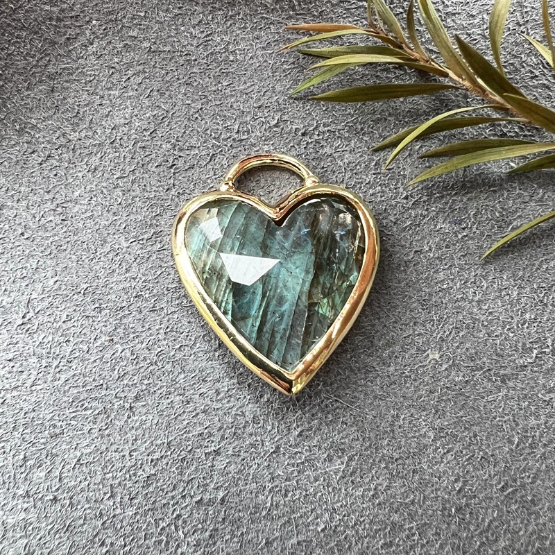 8g Weight Pendant Jewelry Making Type Natural Stone, February Birthstone Amethyst Inlay Material Charms Classification 1 Piece Quantity Street Occasion natural stone Material Heart Shape Pattern Women's Gender Novelty Style 1 Piece Natural Stone Natural Stone February Birthstone Amethyst Heart Shape Pendant Charms 5