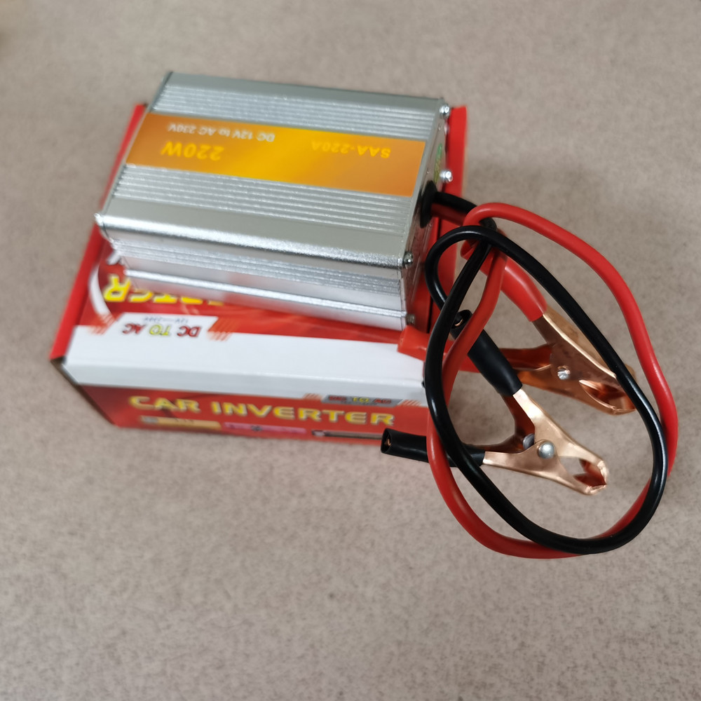 新款 220W修正波逆变器 12v转220v 220w车载逆变器带USB