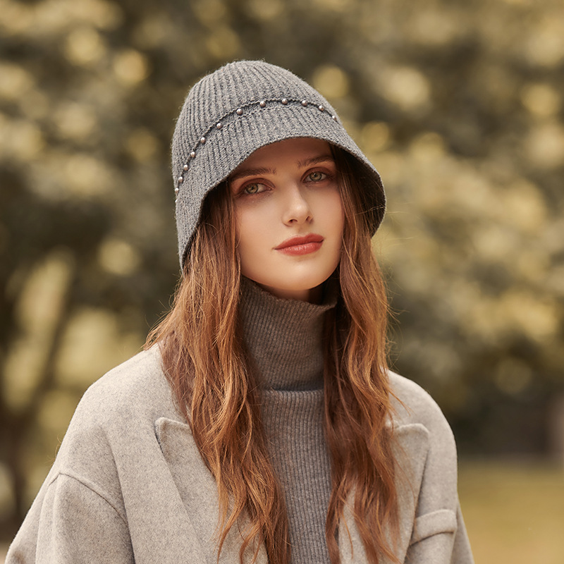 Carefully Selected Quality Goods: Knitted Wool Bucket Hat for Women, Thickened for Large Heads, British Style Winter Hat, Ear-Protecting Pullover Hat, Fresh and Sweet