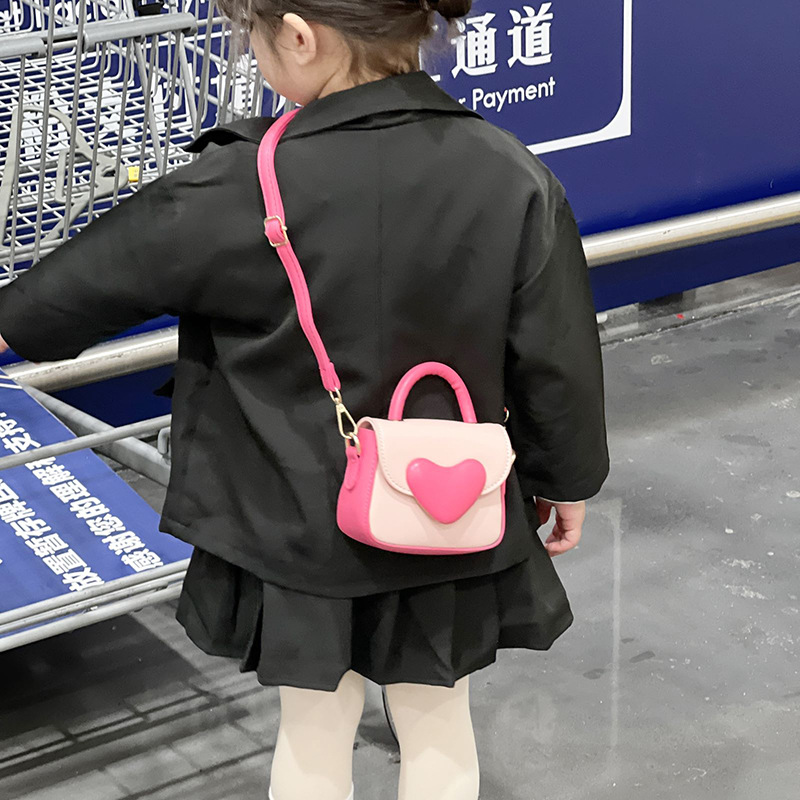 2024 nuevo bolso para niños dulce y lindo bolso de mensajero para niña amor color caramelo bolso de hombro para niños y niñas