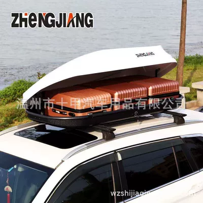 Roof box – large capacity roof luggage SUV