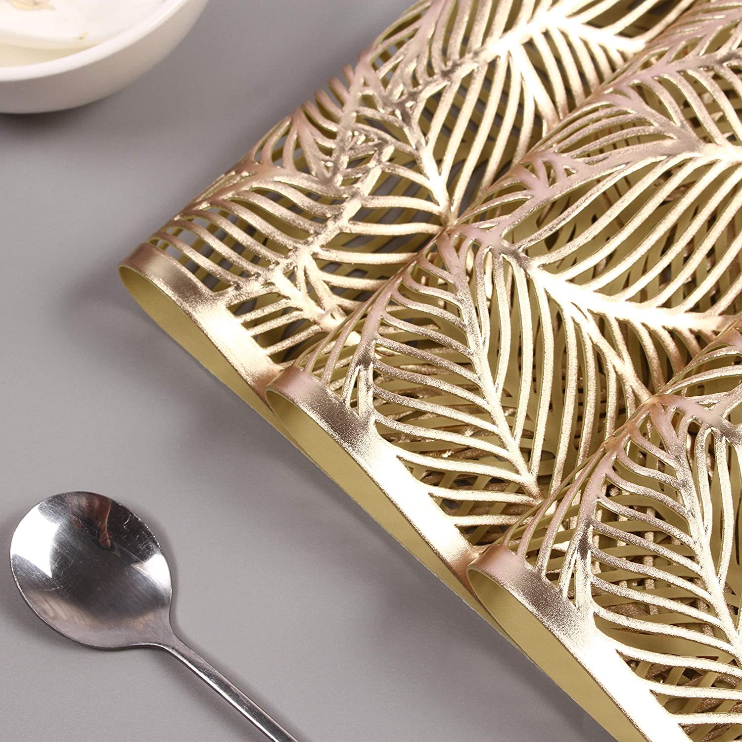 Transfronterizo Venta caliente gilding placemat combinación con placemat occidental simple colorido hueco placemat chino Hotel Mesa mat