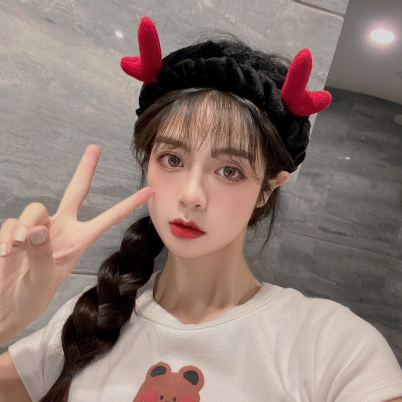 Lavarse la cara cinturón de cabello lindos de peluche para la mujer lavado y máscara especial de agujeros de cabello cinturón de cabello brazalete