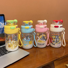 猫和老鼠夏日水杯儿童学生便携塑料杯tritan高颜值女生可爱吸管杯