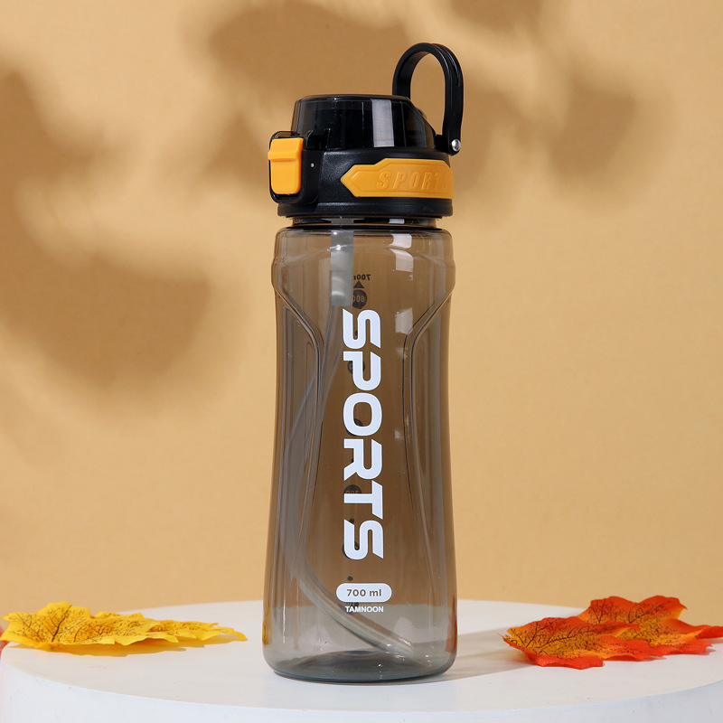 Nuevo tipo transfronterizo simple de plástico transparente con cubierta portátil taza de agua deportiva taza de espacio taza de agua fría taza de fitness taza de agua