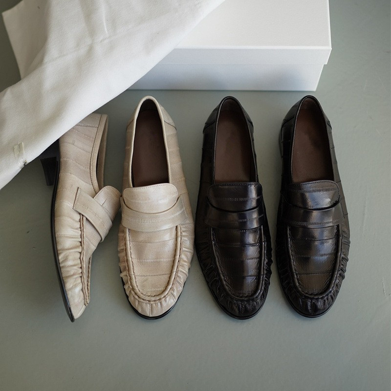 外贸单鞋女复古时尚真皮单鞋休闲皮鞋鳗鱼皮乐福鞋女轻盈英伦风