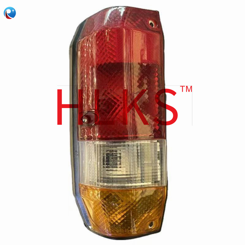 81560-60310 adecuado para landcooluze luz trasera FZJ79 luz trasera LAND CRUISER luz de freno trasera