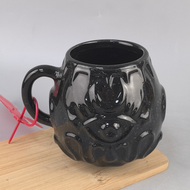 Ojo del diablo de Halloween, taza de café de cerámica de moda divertida, té de la tarde en el hogar, taza de té perfumado, temperatura media europea
