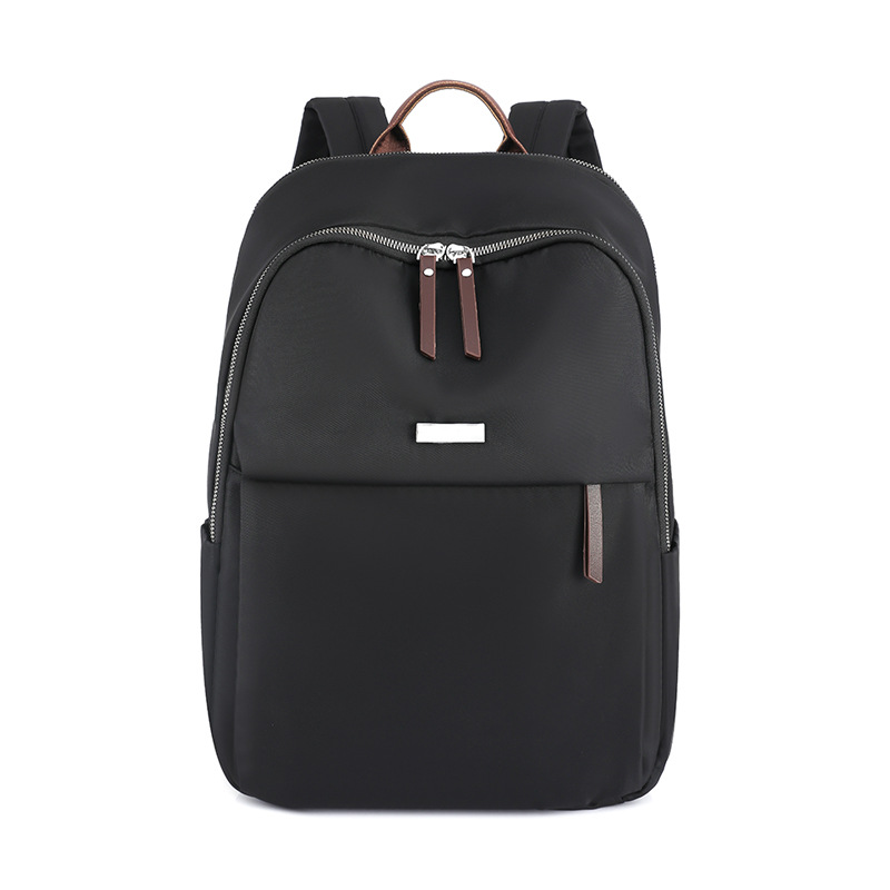 Mochila de nailon para mujer 2023 nuevo estilo casual mochila de viaje de gran capacidad moda mochila de computadora salvaje al por mayor