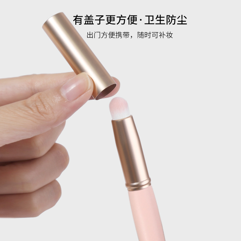 Zhuolya nuevo maquillaje cepillo al por mayor portátil corrector lápiz labial cepillo belleza herramientas rosa con tapa redonda cabeza cepillo de labios