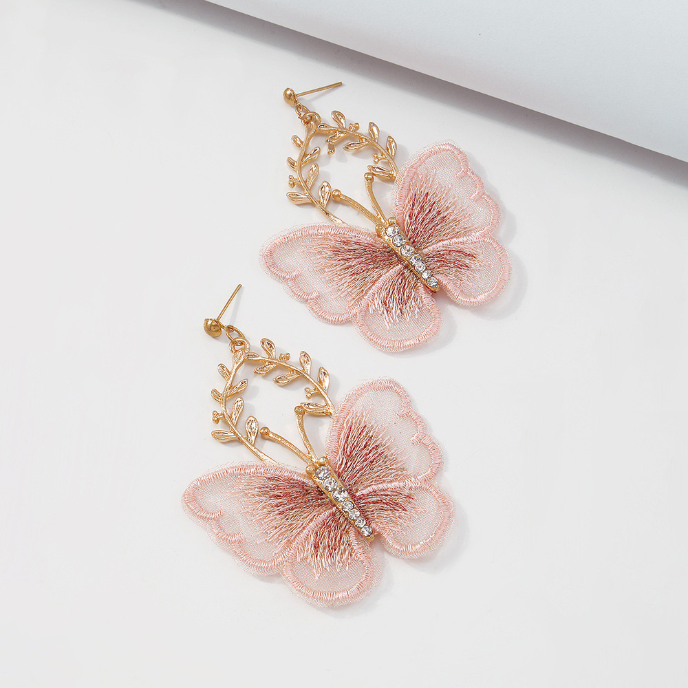 Vintage Creative Embroidery Butterfly Alloy Earrings display picture 11