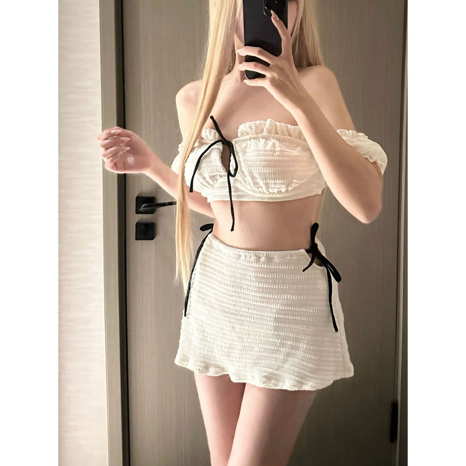 24 New South Korea Instagram Style Hot Spring Triangle Bubble Sleeve Casual Vacation Split Swimsuit Women's Velvet Skirt Style