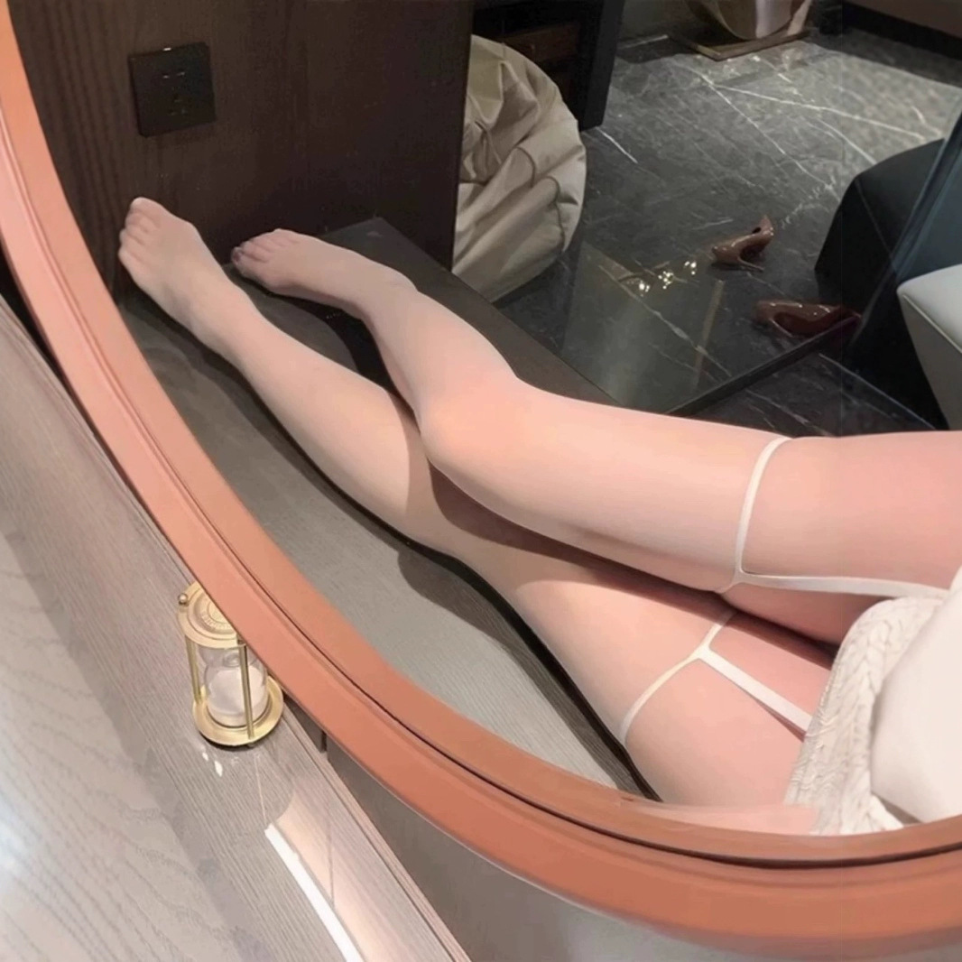 Sexy White Over-The-Knee Suspender Stockings All-In-One Pure Lust Red Edge Black Silk Sexy Long Thin Thigh Socks Free Shipping