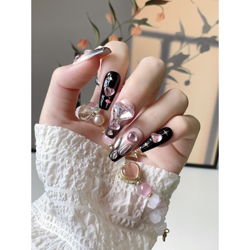 [original Real Shot] Purely Handmade Wearable Nails Internet Celebrity Y2k Manicure Patch Finished Product Wholesale Accessible Luxury Sparkling Heart