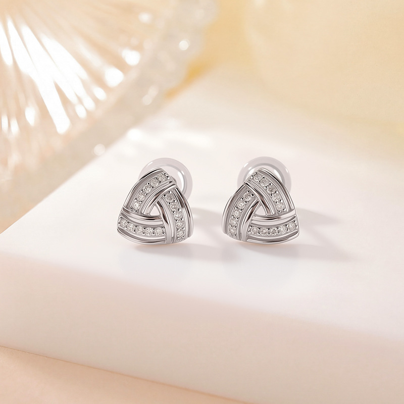 Khuyên tai kẹp bạc S925 mạ vàng hình tam giác phong cách tối giản — Bạc