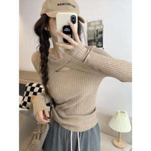 ����ɫ�U�մ��ᘿ���Ů����o��ȴ����^ë�������@���L������