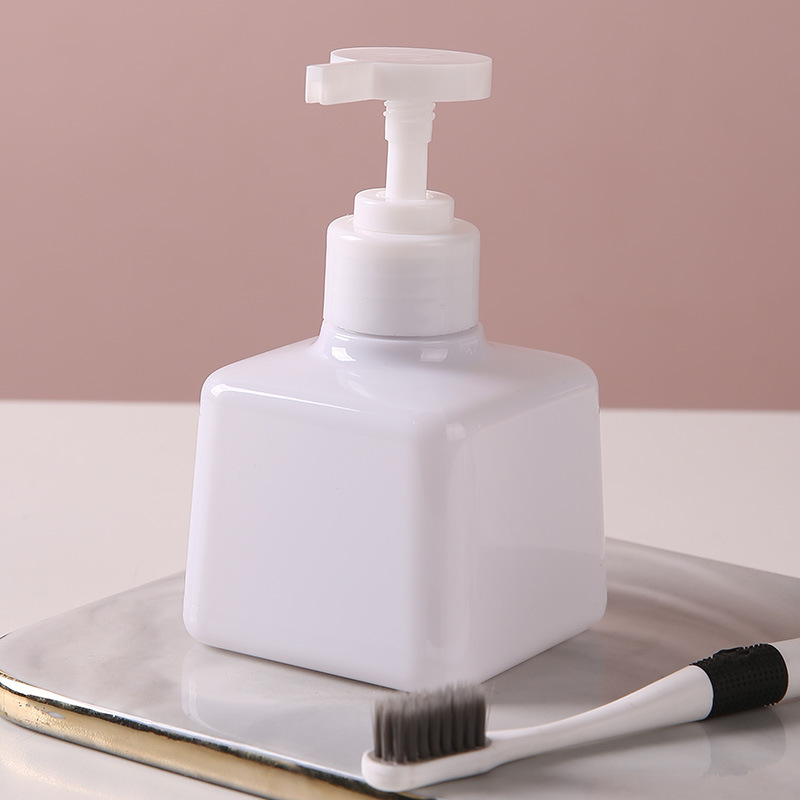 Botella de empollado de emulsión cuadrada cuadrada para el hogar, gel de ducha para niños, jabón para manos, champú de pequeña capacidad, botella cosmética