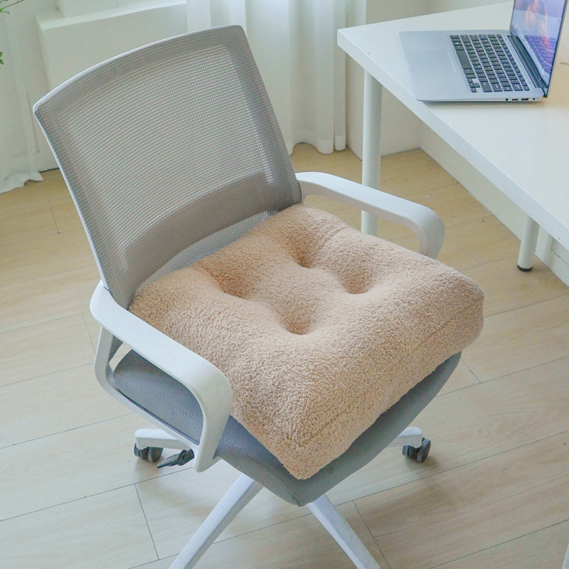 Transfronterizo simple invierno peluche anti-deslizante asiento de seda de seda silla de oficina ventana de seda ventana de tatami almohadilla flotante