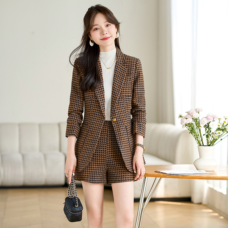 Woolen demi-season classic suit jacket