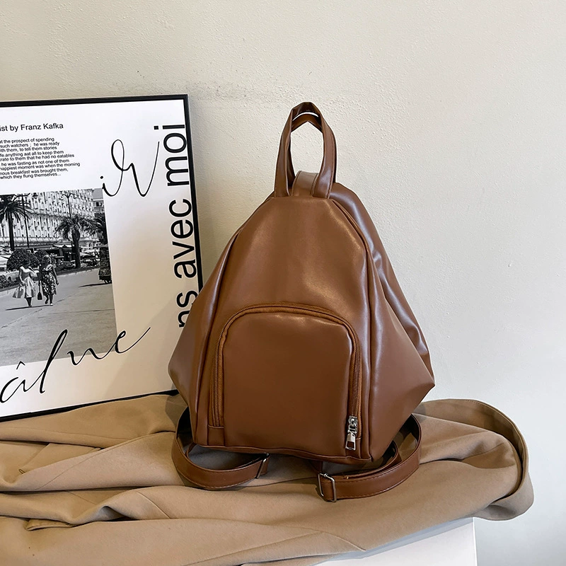 Fashionable capacious one-shoulder bag for leisure, phone bag, backpack