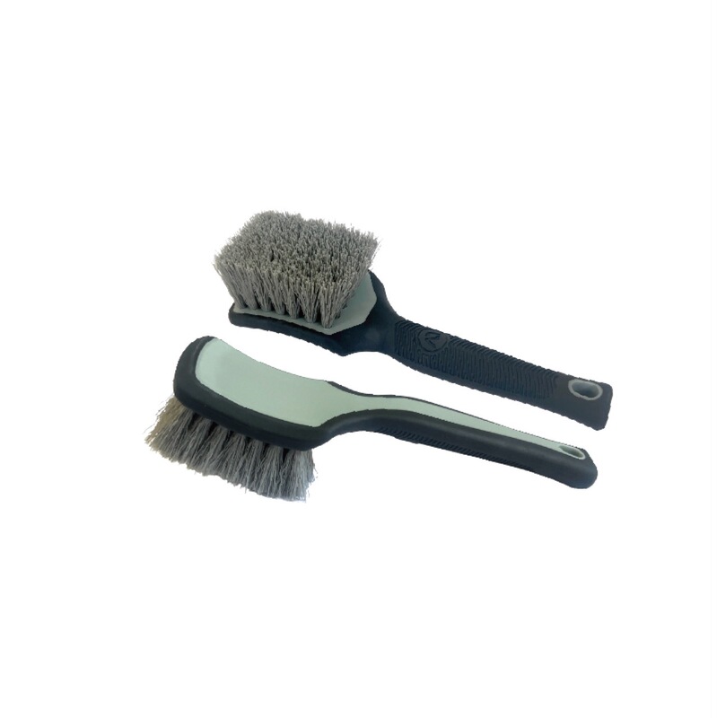 DF rubber-coated tire brush DF tire cleaning brush car wheel cleaning brush soft rubber tire brush the same as the United States DF