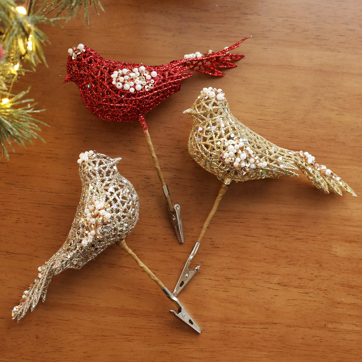 Polvo de plástico transfronterizo pájaros gorrión clip enchufe hueco polvo gorrión árbol de Navidad decoración colgante