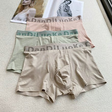 һ�����l�b~��ʿһ�w�o��ƽ�ǃ�ѝ�����w�S���m��ˬ͸����#9029