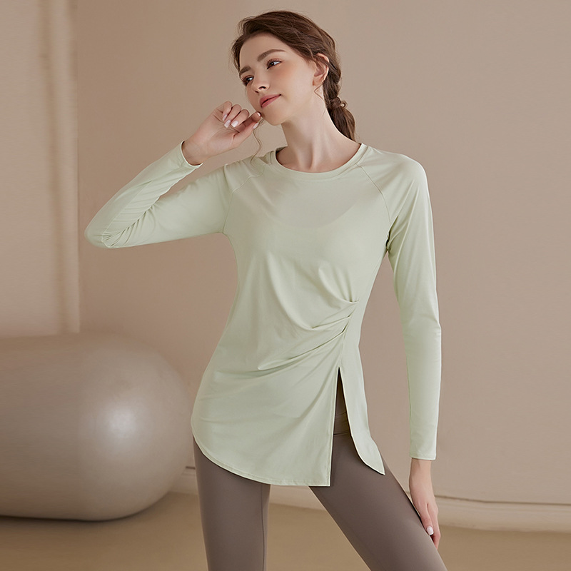 High-End Long-Sleeved Yoga Tops for Women 2026 New Fitness Clothes Loose Slimming Look Pleated Hip-Covering Sports Tops