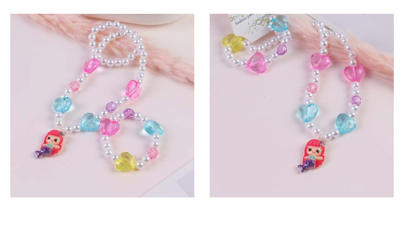 Fashion Unicorn Necklace Set Mermaid Jewelry 2-piece Set display picture 2